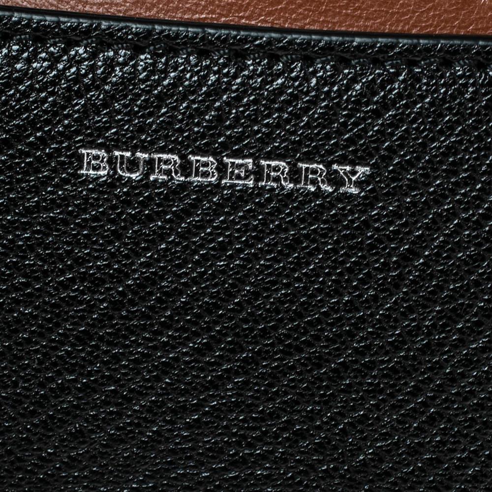 Burberry Brown/Black Leather Small D-Ring Shoulder Bag For Sale 2