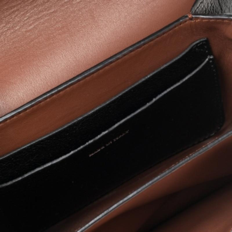 Burberry - Petit sac à bandoulière en cuir marron/noir à épaulettes 4