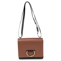 Burberry - Petit sac à bandoulière en cuir marron/noir à épaulettes