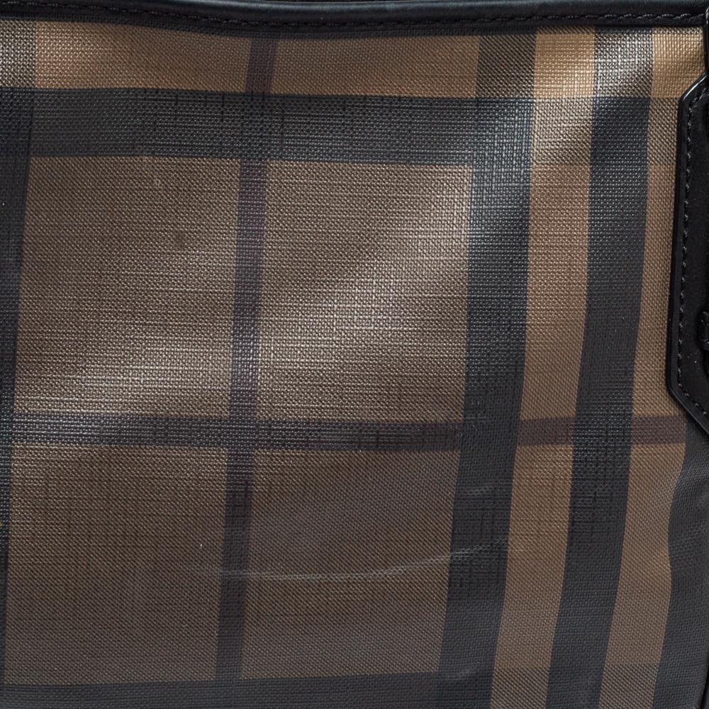 Burberry Brown/Black Smoke Check PVC and Leather Tote In Fair Condition In Dubai, Al Qouz 2