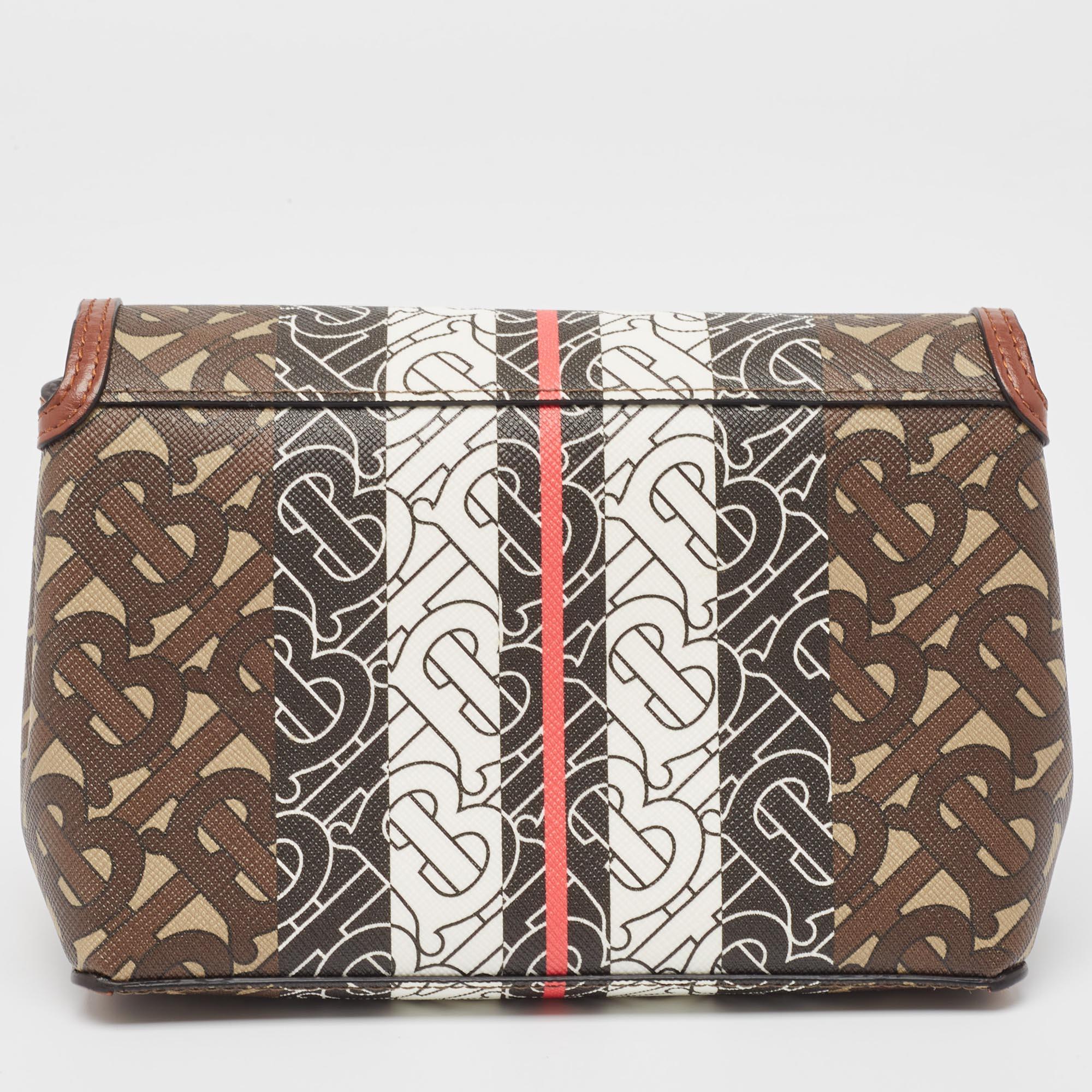 Burberry Brown/Black TB Monogram Coated Canvas Hackberry Crossbody Bag État moyen - En vente à Dubai, Al Qouz 2