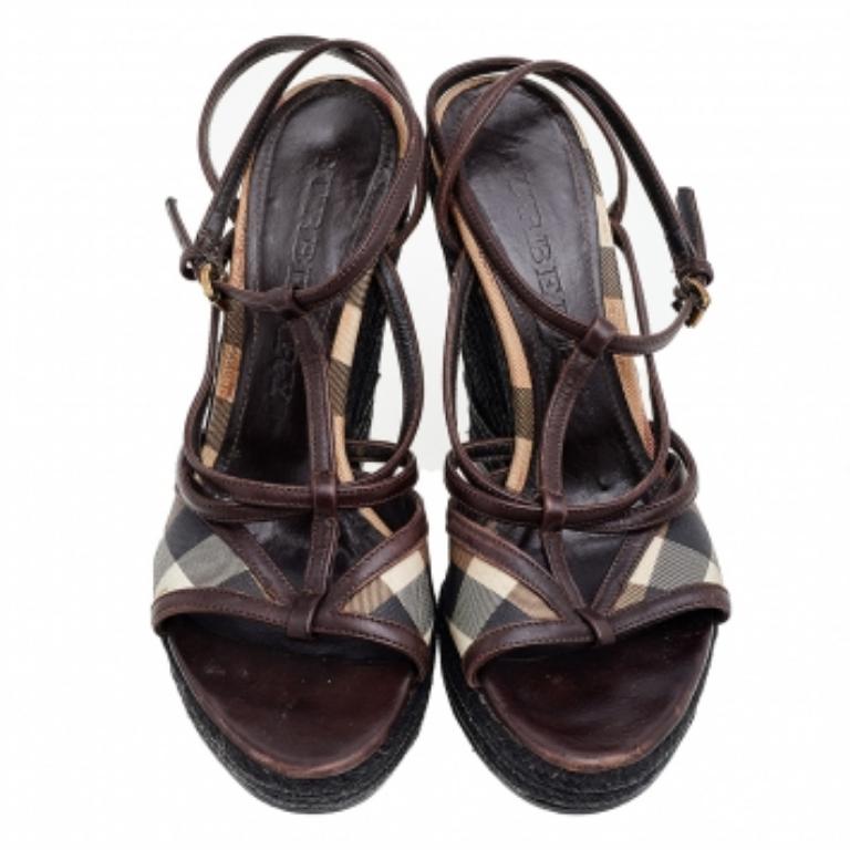 Noir Sandales à semelles compensées en toile et cuir de Burberry Brown Taille 39 en vente