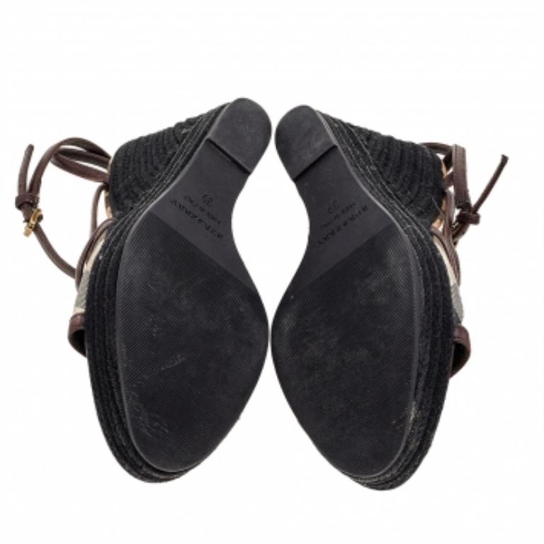 Sandales à semelles compensées en toile et cuir de Burberry Brown Taille 39 en vente 2
