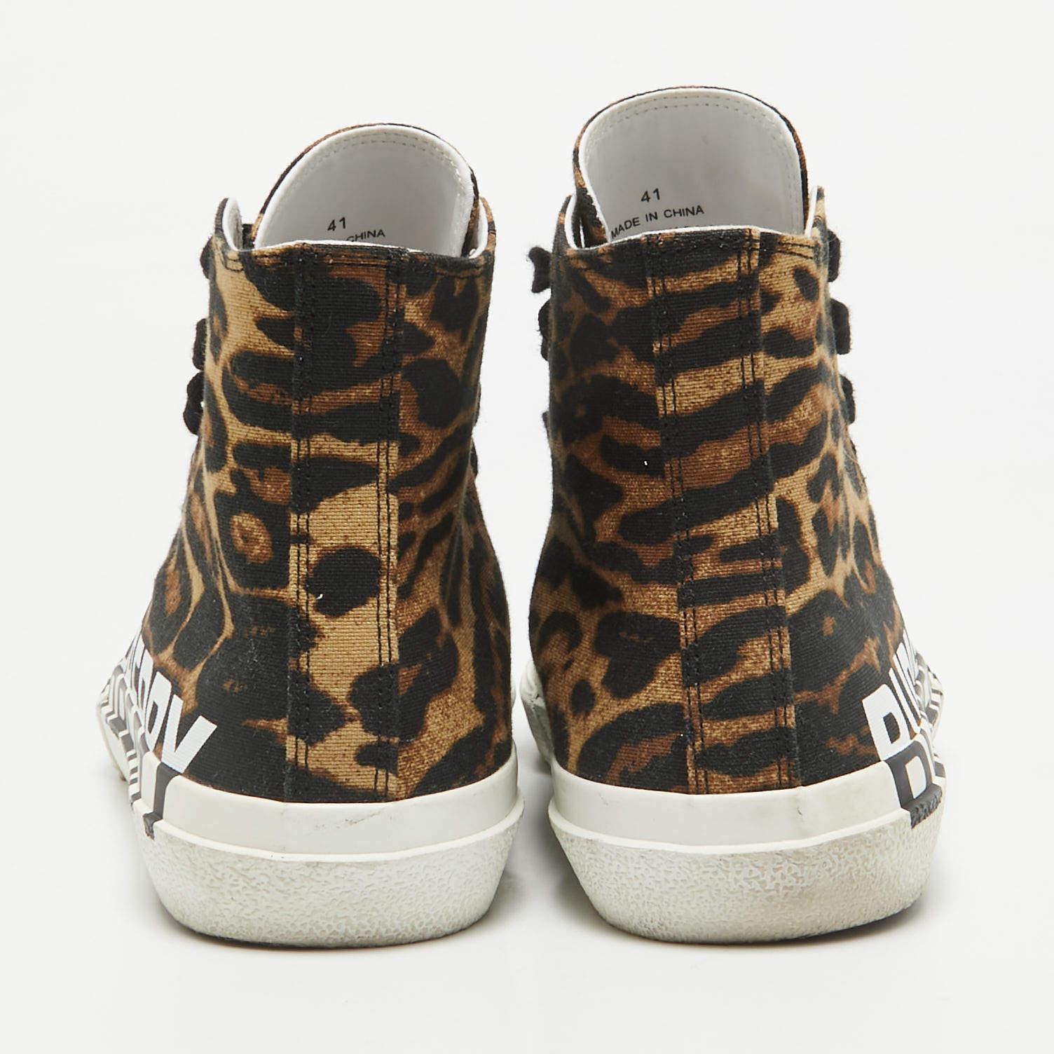 Burberry Brown Canvas High Top Sneakers Size 41 Pour hommes en vente