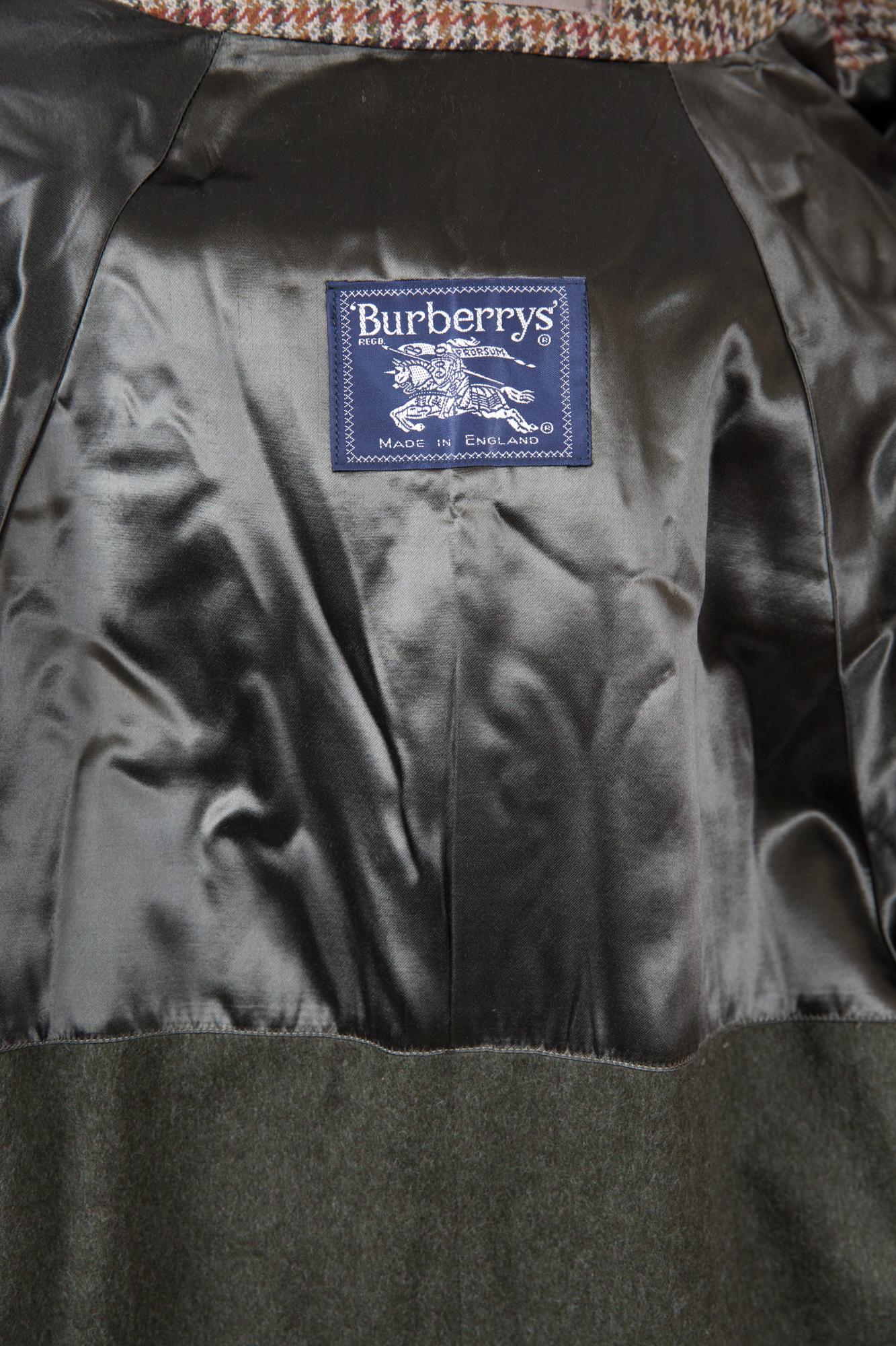 Burberry Brown Check Wool Coat In Good Condition In Paris, FR