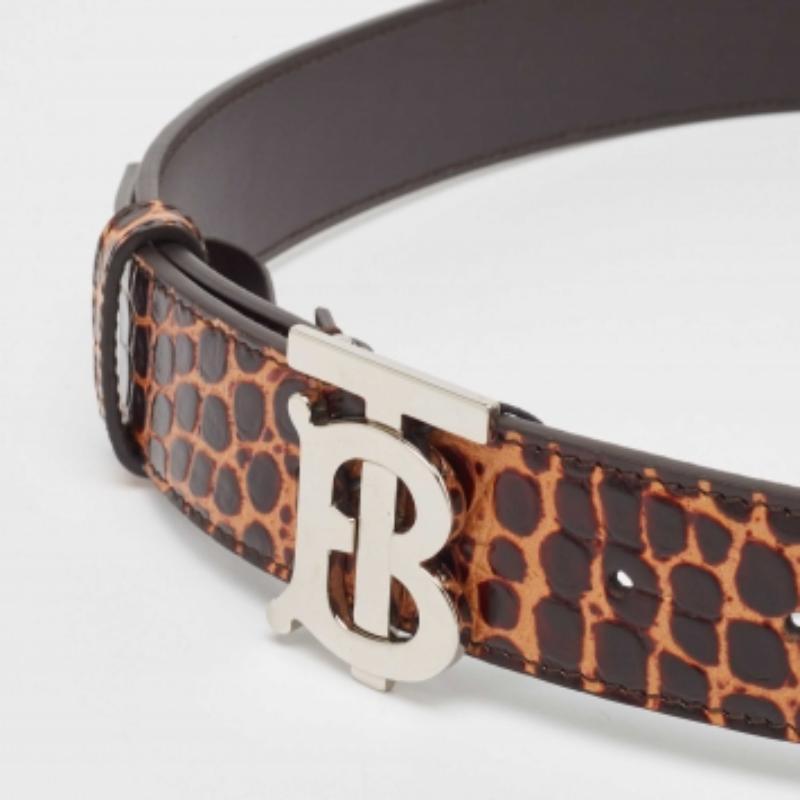 De las mujeres Burberry Cinturón de piel de cocodrilo marrón con hebilla TB 80CM