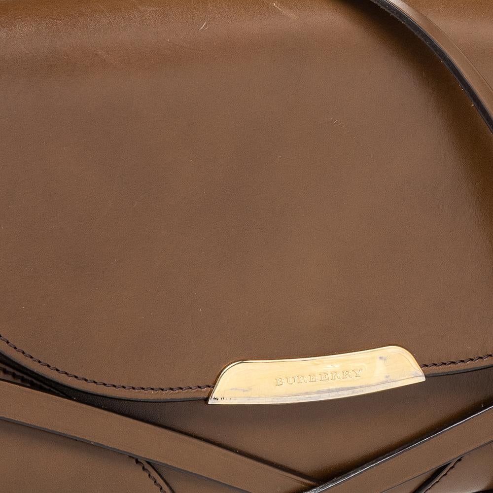 Burberry Brown Leather Abbott Shoulder Bag For Sale 4