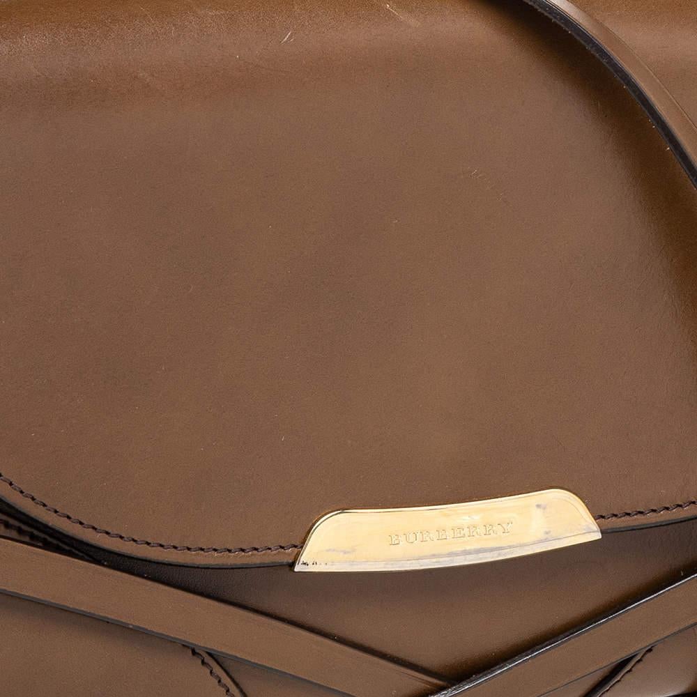 Burberry Brown Leather Abbott Shoulder Bag For Sale 7