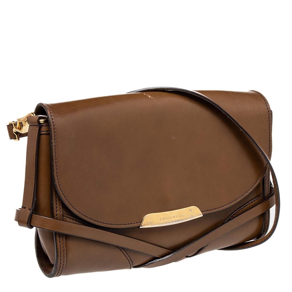 Burberry Brown Leather Abbott Shoulder Bag In Good Condition For Sale In Dubai, Al Qouz 2