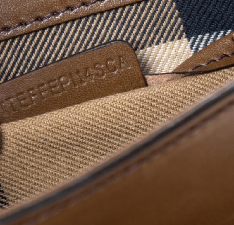 Burberry - Sac à bandoulière Abbott en cuir marron 2