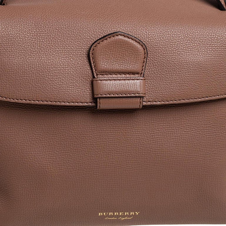 Burberry Camberley Medium Grained Leather Shoulder Bag in Red