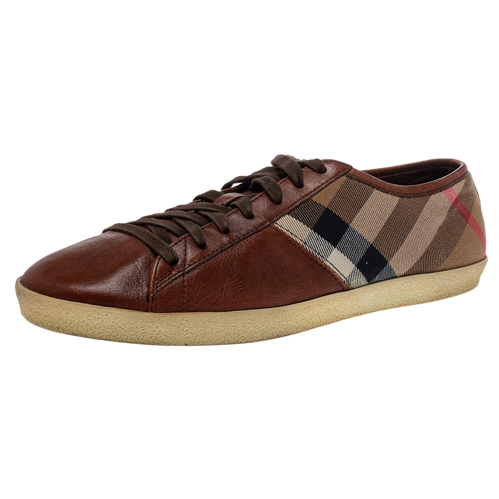 Burberry Brown Leather And Nova Check Canvas Low Top Sneakers Size 43 For Sale