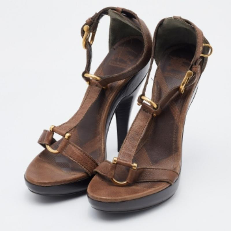 Burberry - Sandales à plateforme en cuir Brown - Taille 37 Bon état - En vente à Dubai, Al Qouz 2