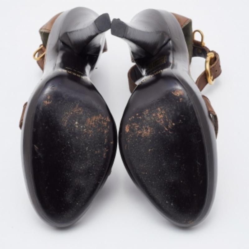 Burberry - Sandales à plateforme en cuir Brown - Taille 37 en vente 1