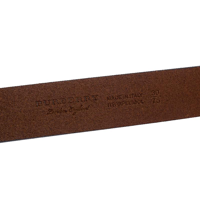 Burberry Brown Leather Ashmore Belt 75CM In New Condition In Dubai, Al Qouz 2
