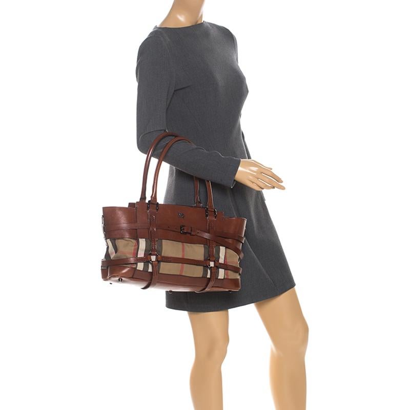 Burberry Brown Leather Bridle House Check Canvas Satchel In Fair Condition In Dubai, Al Qouz 2