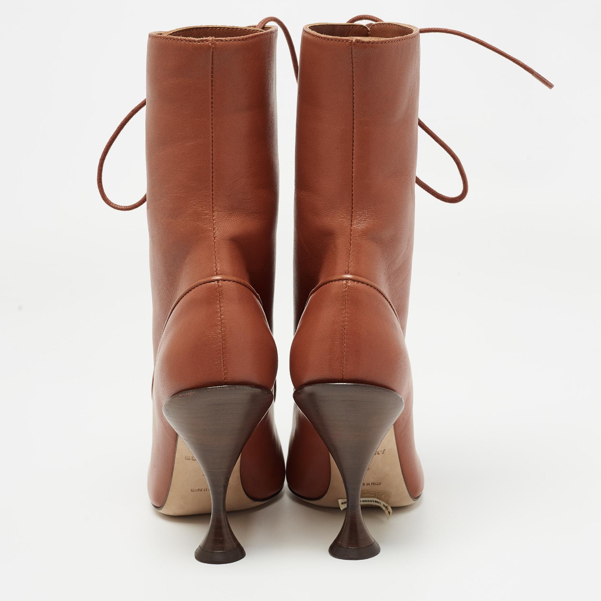De las mujeres Burberry Botines de piel marrón con cordones talla 36 en venta