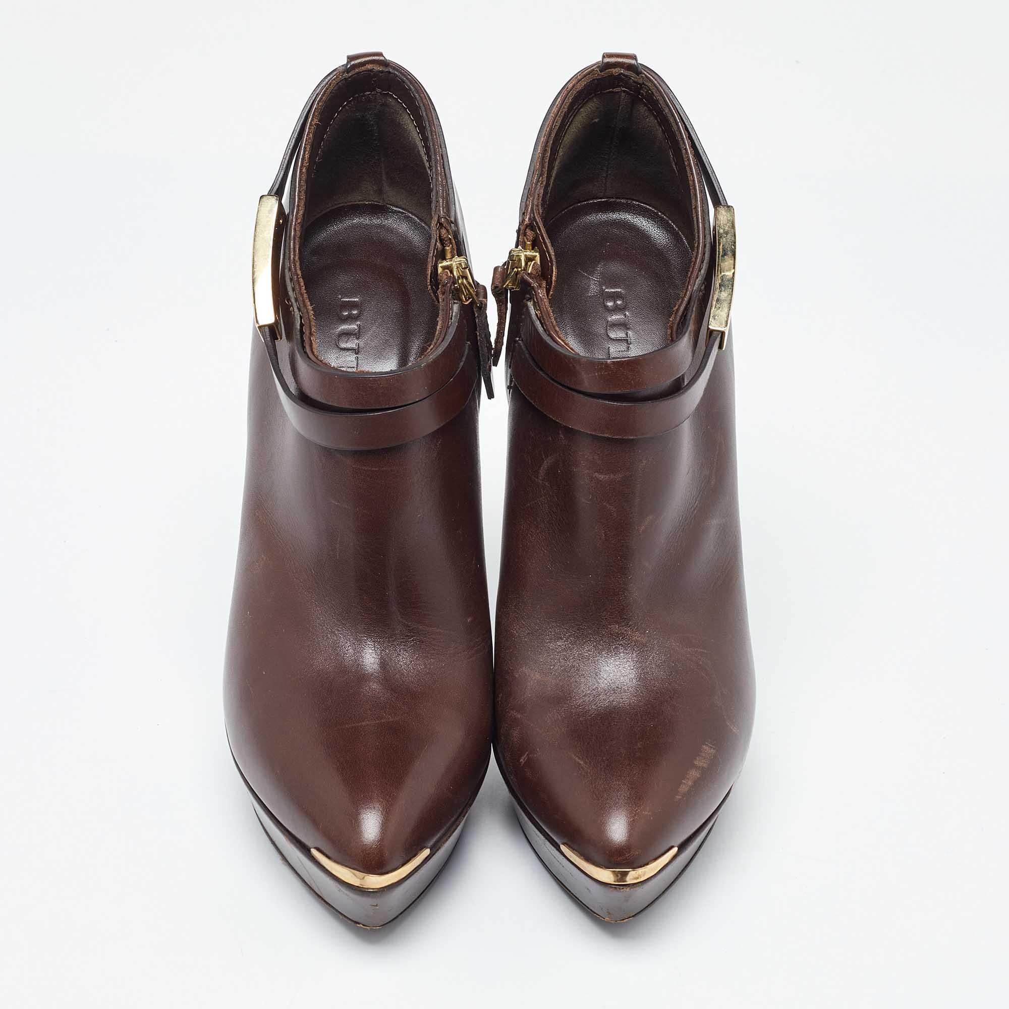 Burberry Brown Leder Plateaustiefeletten Größe 36 (Schwarz) im Angebot