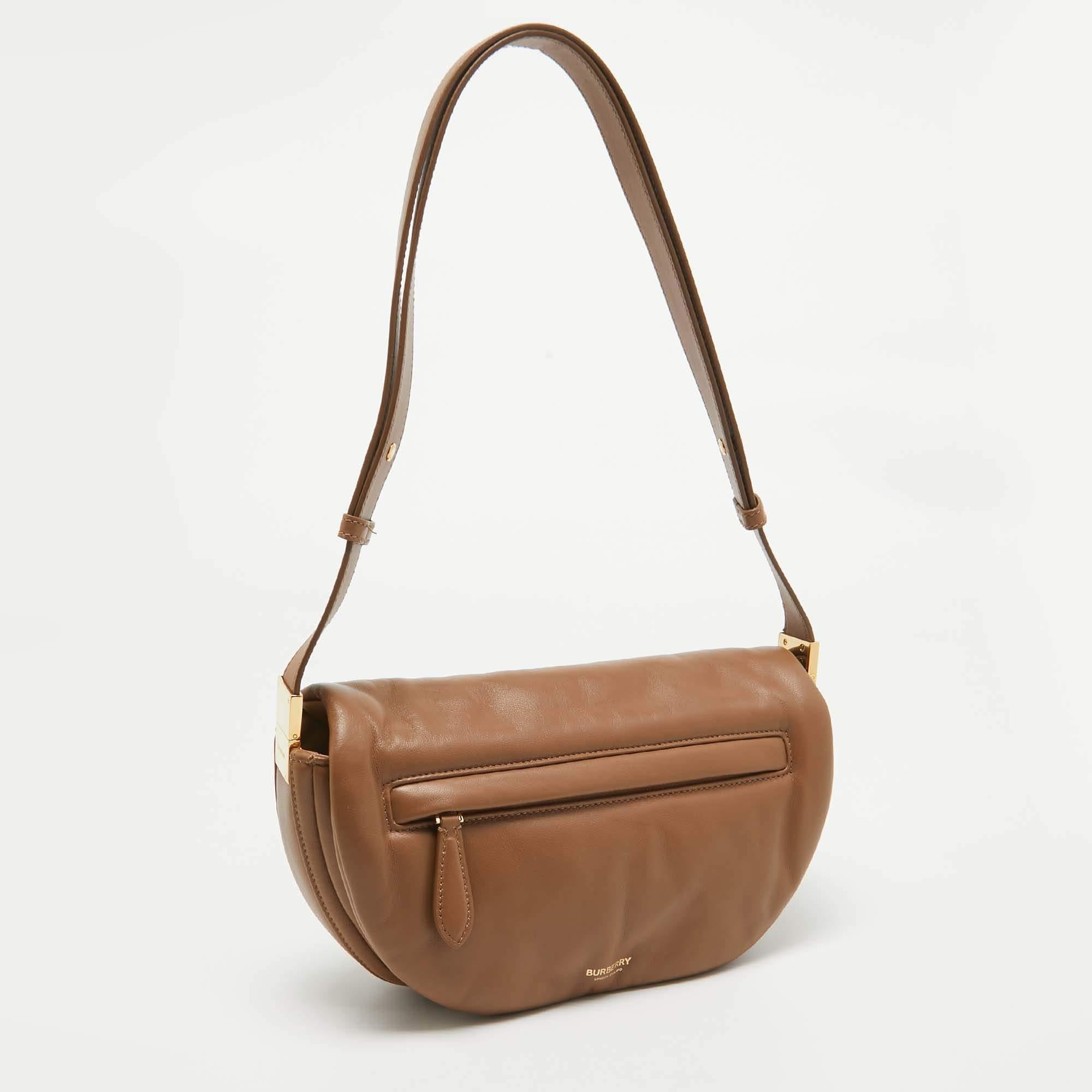 Burberry Brown Leather Small Olympia Shoulder Bag In New Condition In Dubai, Al Qouz 2