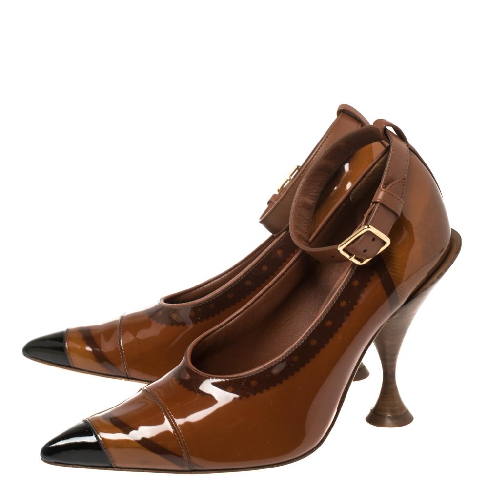 Burberry Brown PVC And Patent Leather 'Evan' Ankle Strap Pointed Toe Size 37 4