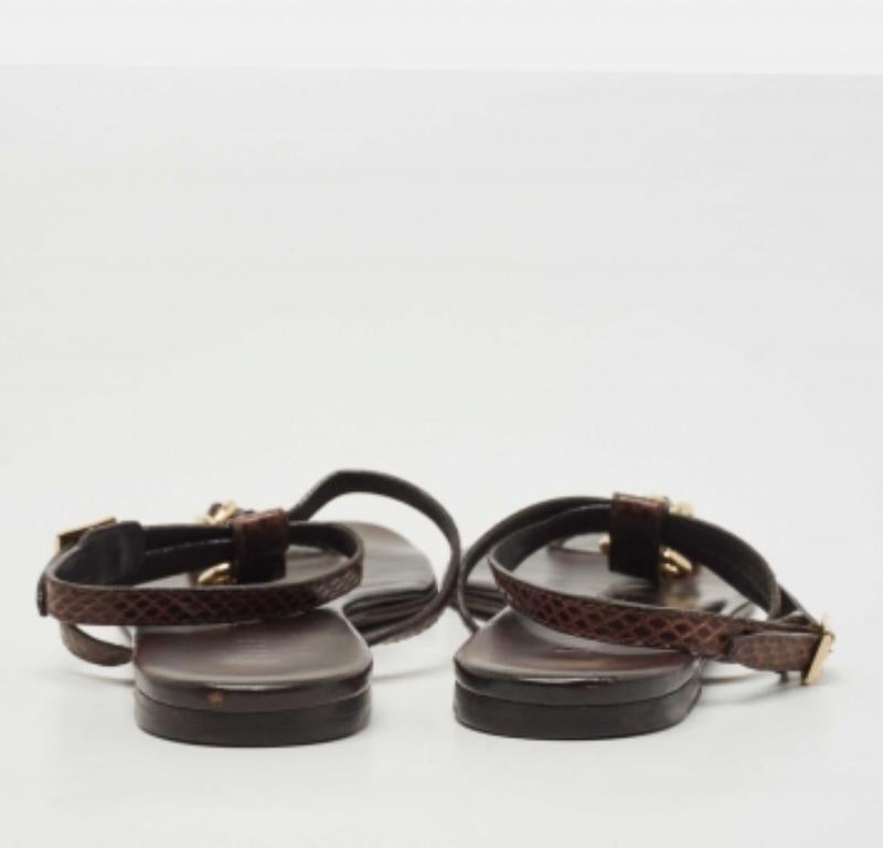 De las mujeres Burberry Sandalias planas con tira al tobillo de pitón marrón talla 37 en venta