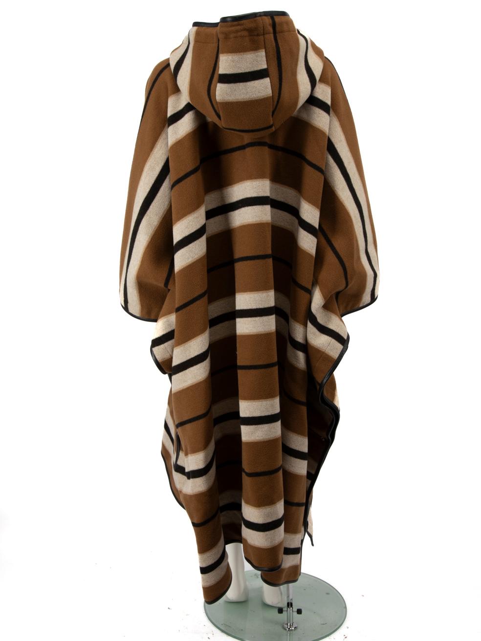 Burberry Brown Wool Striped Poncho Size S In Good Condition For Sale In London, GB
