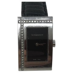 Burberry BU500 Montre à diamants avec bracelet en cuir noir