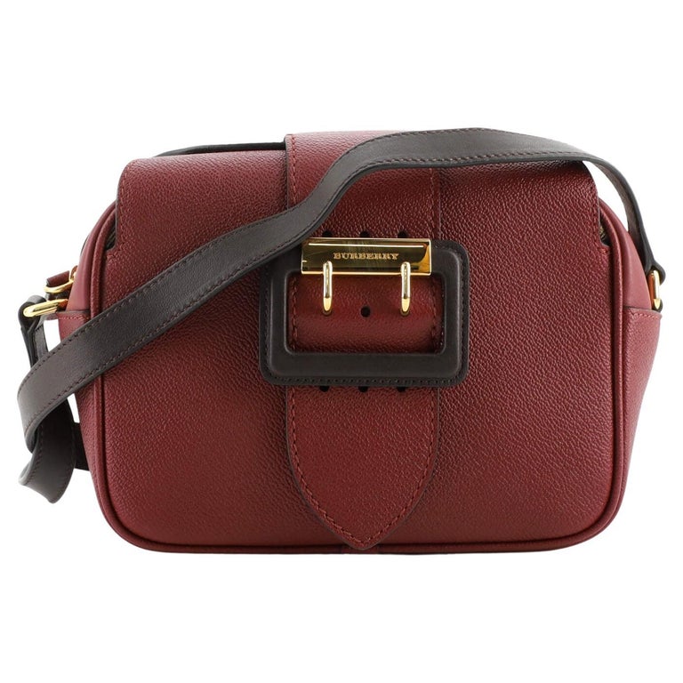 Burberry Buckle Camera Bag Leather Small For Sale at 1stDibs