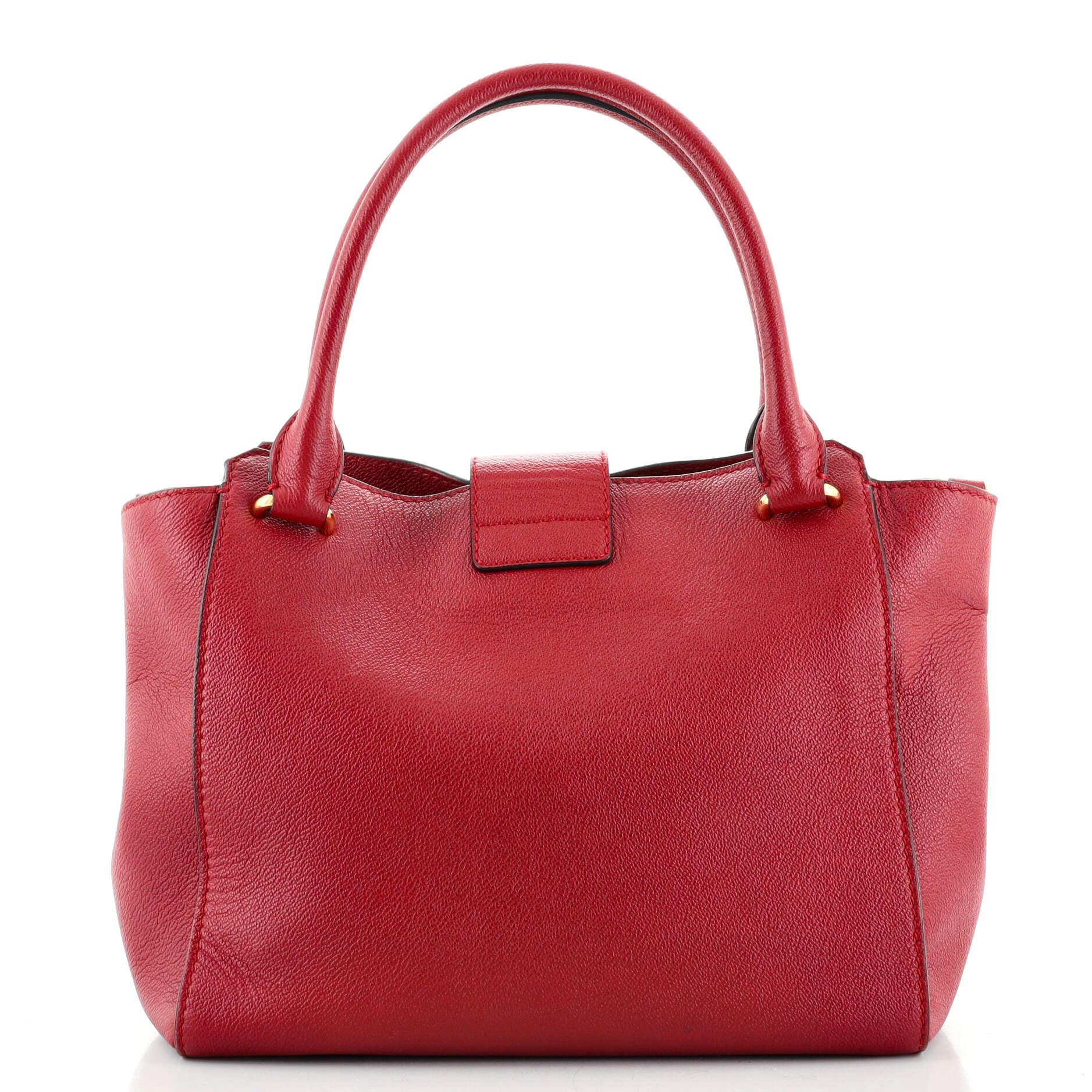 burberry buckle medium tote pink