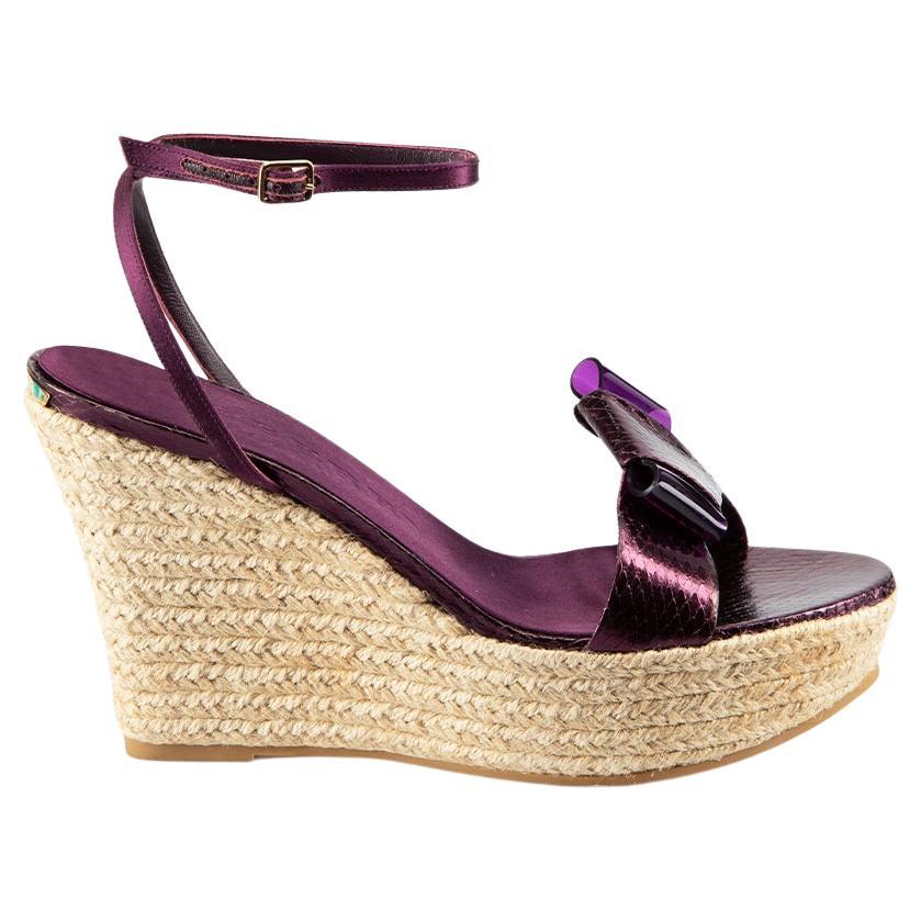 Burberry Burberry Prorsum Purple Snakeskin Moorgate Wedge Sandals Size IT 40 For Sale