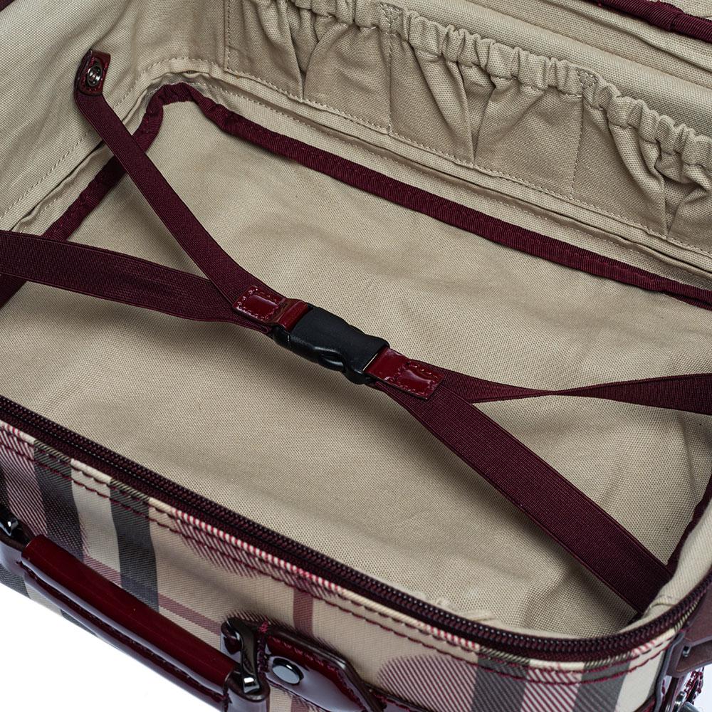 Burberry Burgundy Heart Check Coated Canvas and Patent Leather Trolley Bag In Good Condition In Dubai, Al Qouz 2