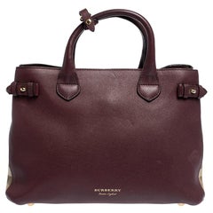 Burberry Burgundy Leder und House Check Stoff Medium Banner Tote