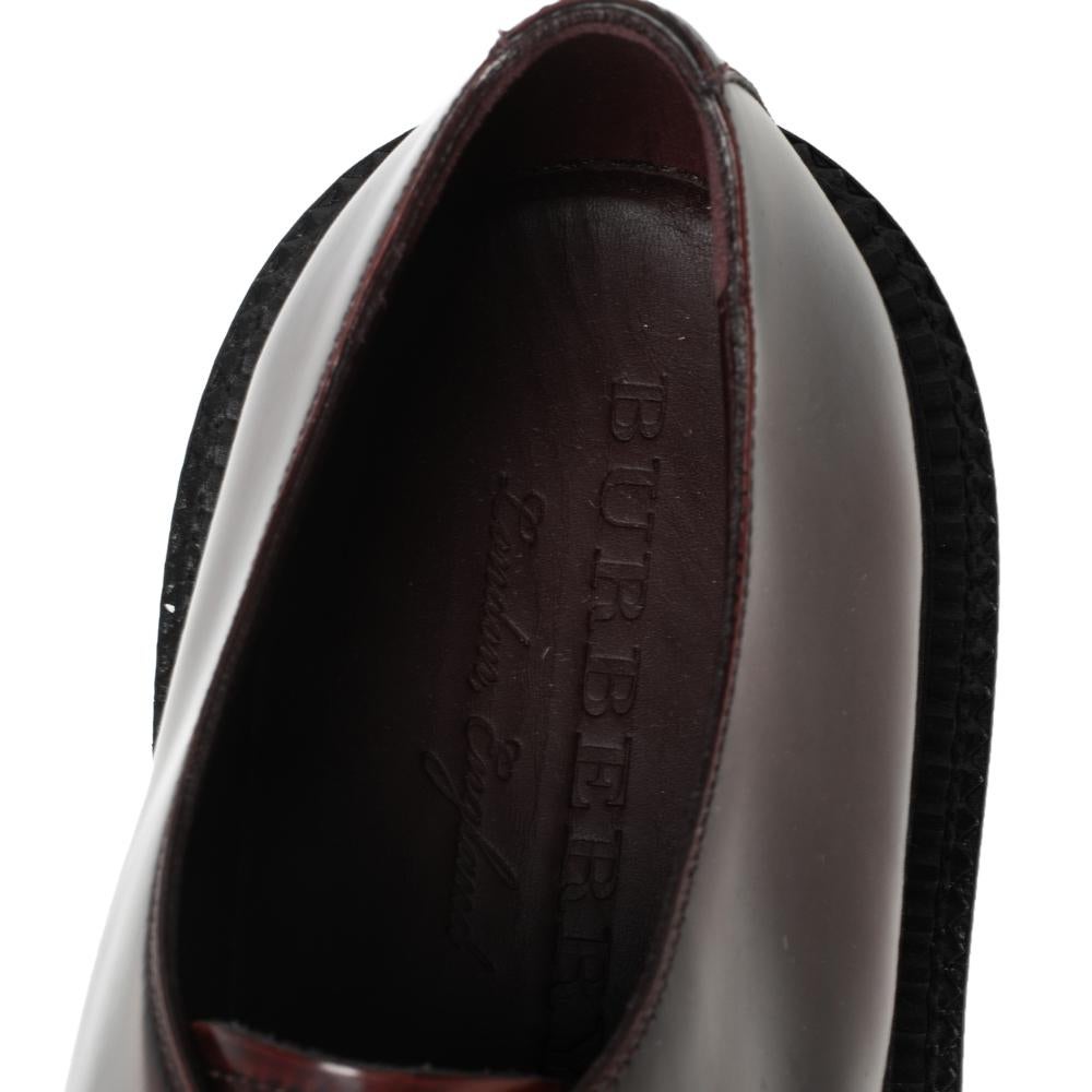 Burberry Creepers à bouts tissés et à lacets bordeaux, taille 45 1