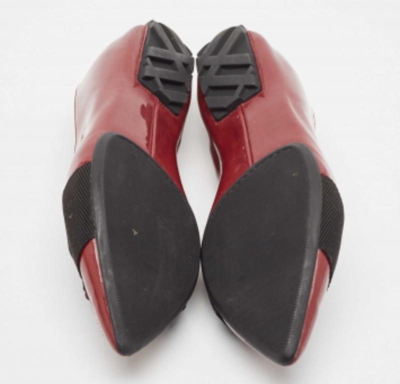 Burberry Bailarinas de charol burdeos con lazo talla 37.5 en venta 1