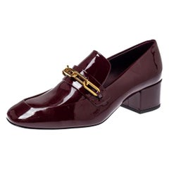 Burberry Burgundy Patent Leather Chain Link Loafers Size 38.5