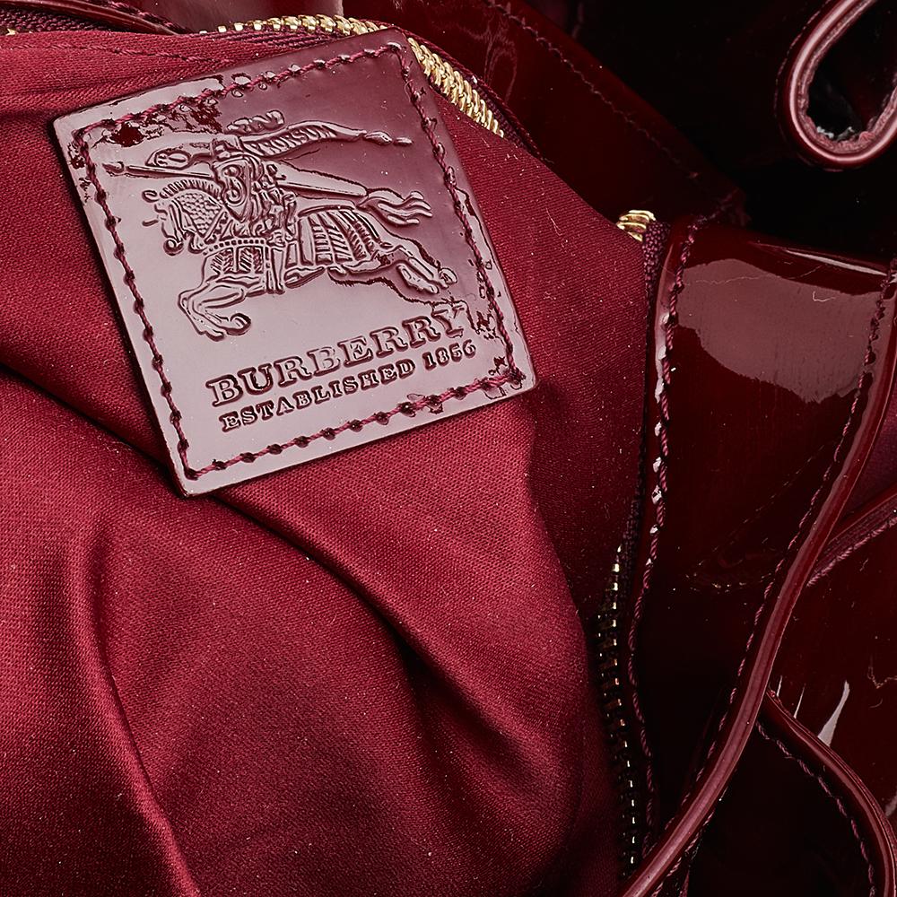 Burberry Burgundy Patent Leather Quilted Prorsum Beaton Tote In Good Condition In Dubai, Al Qouz 2