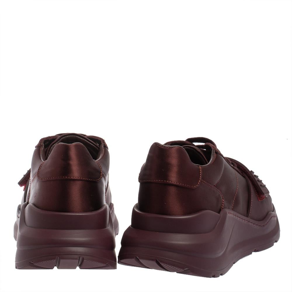 burgundy burberry sneakers