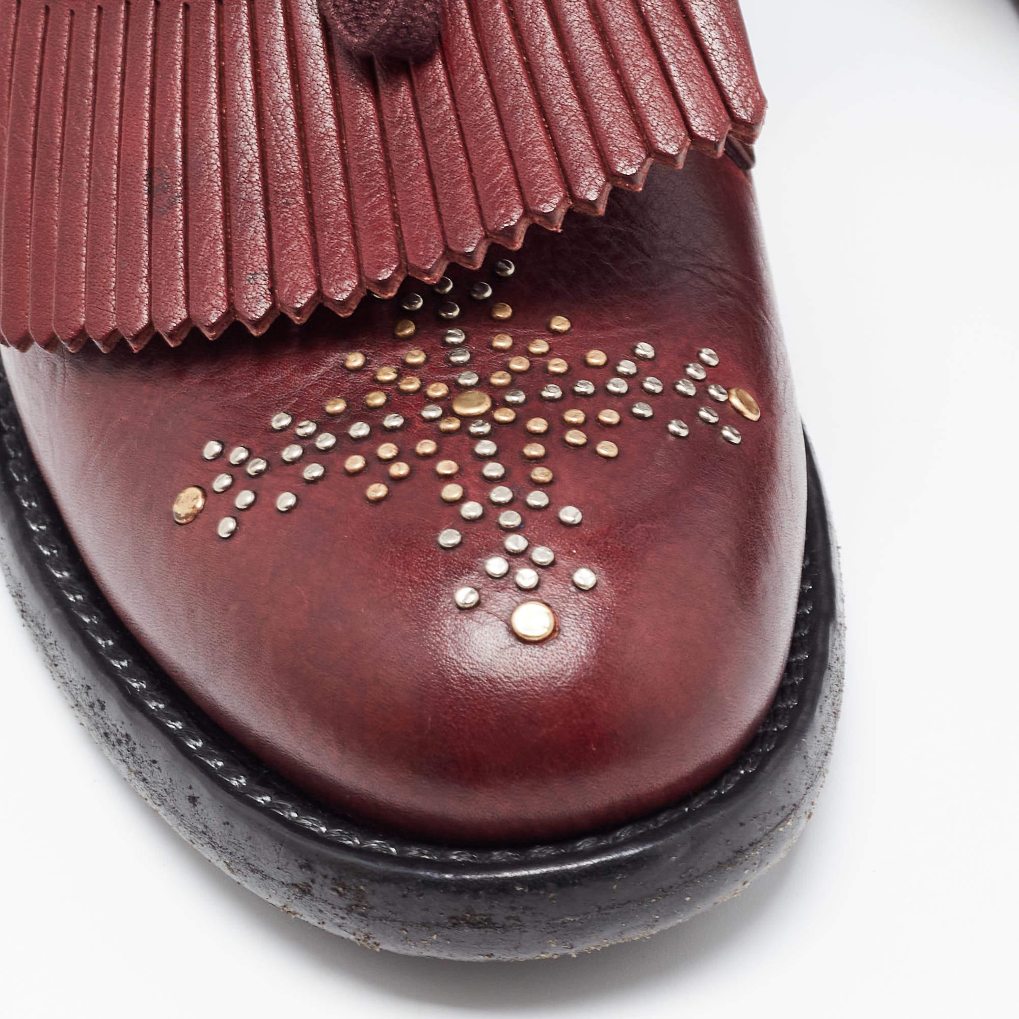 Burberry Burgundy Studded Leather Ampney Fringe Detail Oxfords Size 37.5 For Sale 3