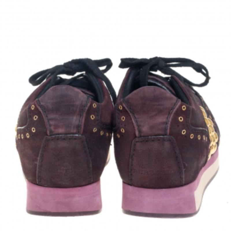 Burberry Burgundy Suede And Satin Studded Low Top Sneakers Size 38 In Fair Condition For Sale In Dubai, Al Qouz 2