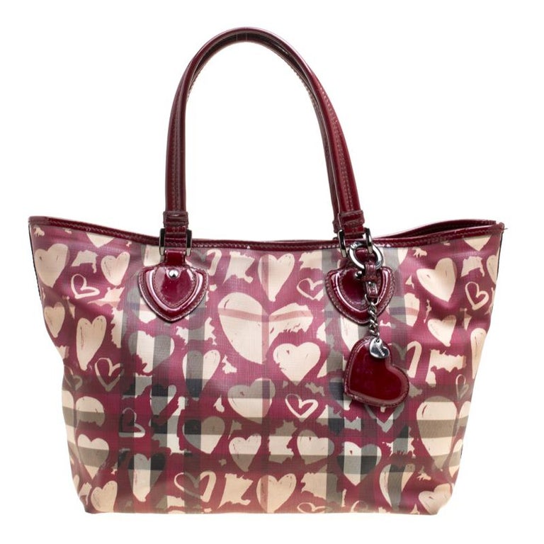 Burberry Burgundy Supernova Heart Check Coated Canvas and Patent Leather Large  Tote Burberry