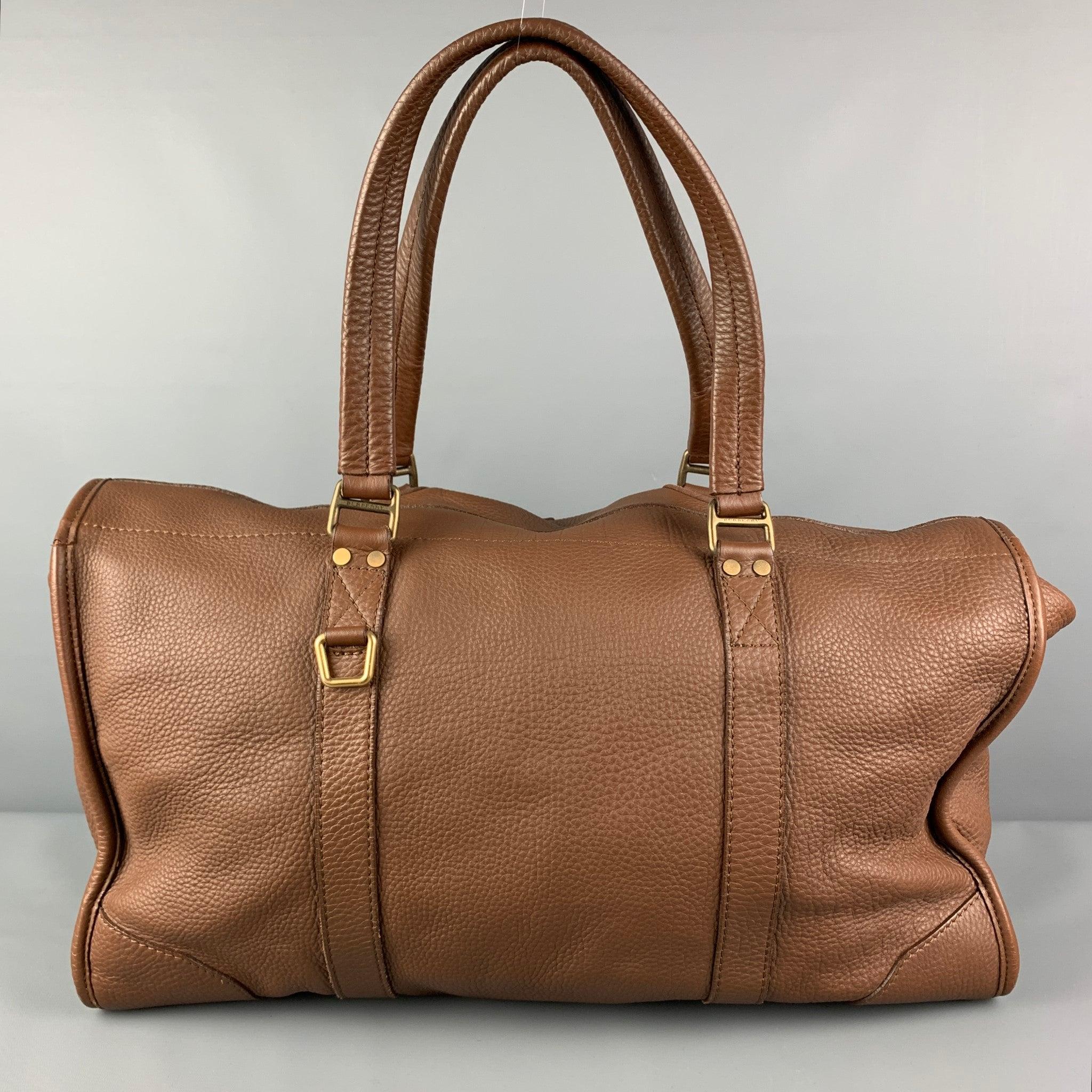 BURBERRY by Christopher Bailey Brown Textured Pebble Grain Leather Messenger Bag In Good Condition For Sale In San Francisco, CA