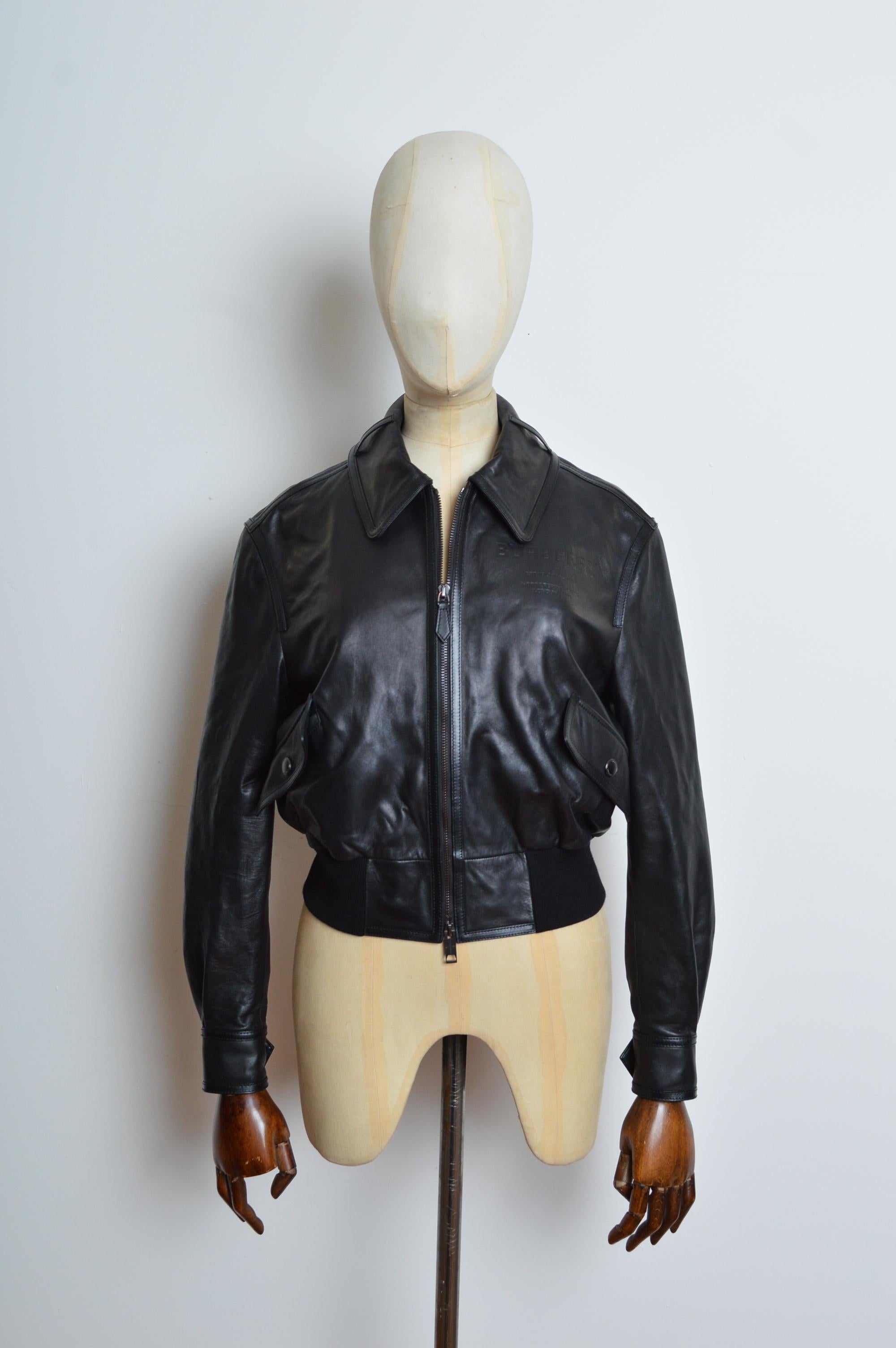 Burberry by Ricardo Tisci Lamb skin leather Bomber Jacket For Sale 7