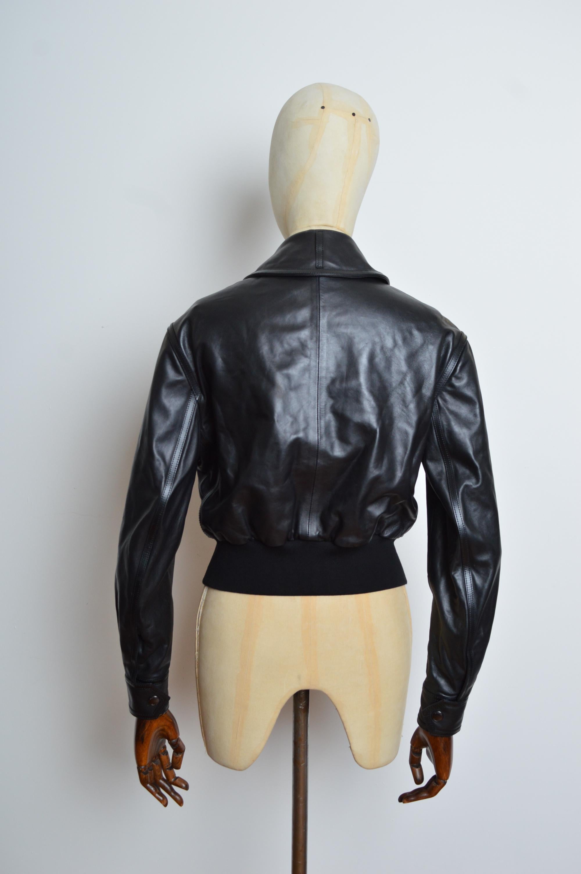 Burberry by Ricardo Tisci Lamb skin leather Bomber Jacket For Sale 10