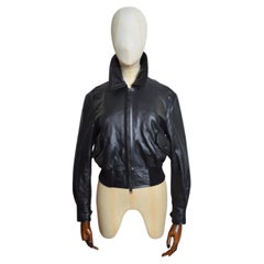 Cazadora bomber Burberry by Ricardo Tisci de piel de cordero