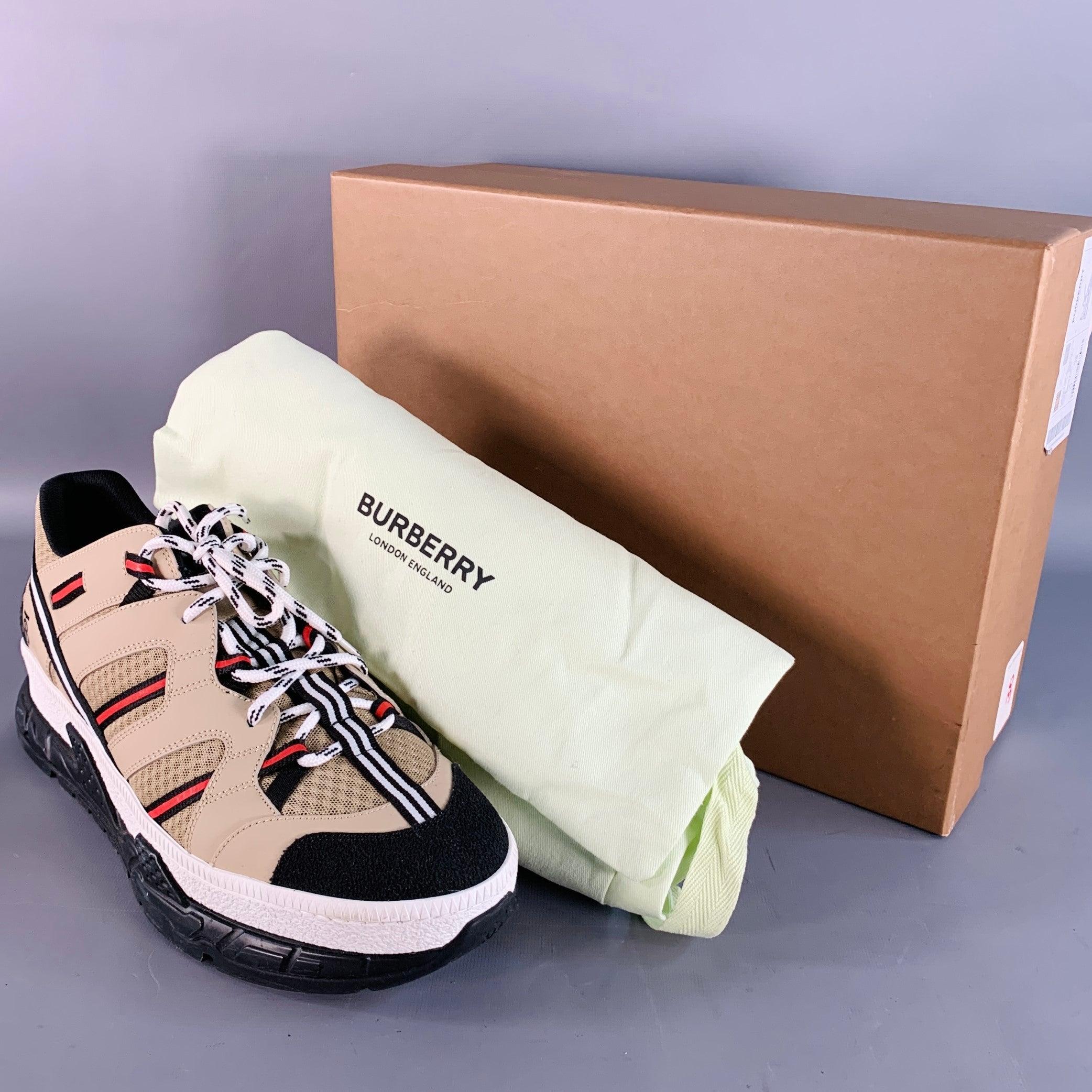 Burberry by RICARDO TISCI Taglia 12 Tan Black Red Stripe Mesh Sneakers Basse in vendita 6
