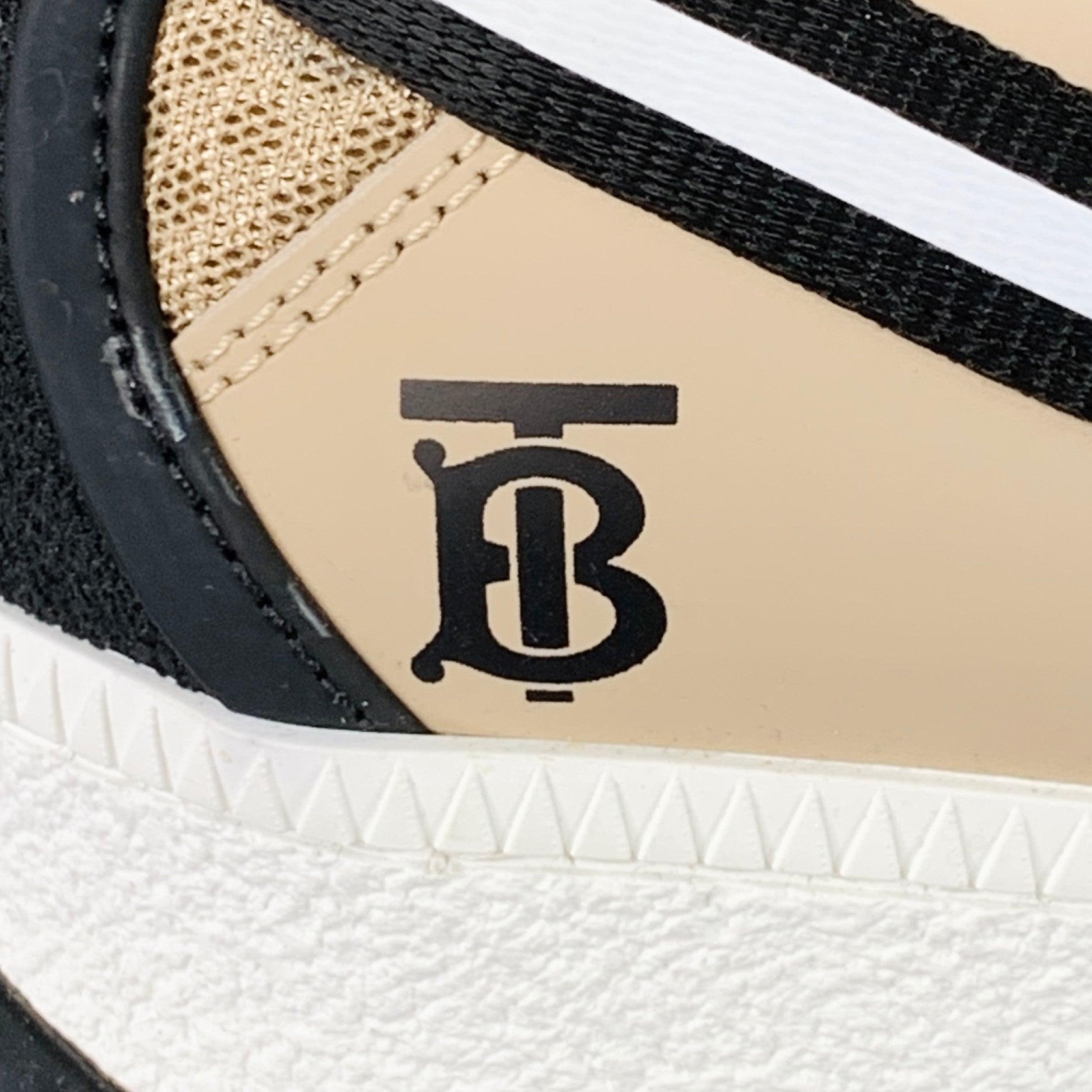 Beige Burberry by RICARDO TISCI Taglia 12 Tan Black Red Stripe Mesh Sneakers Basse in vendita