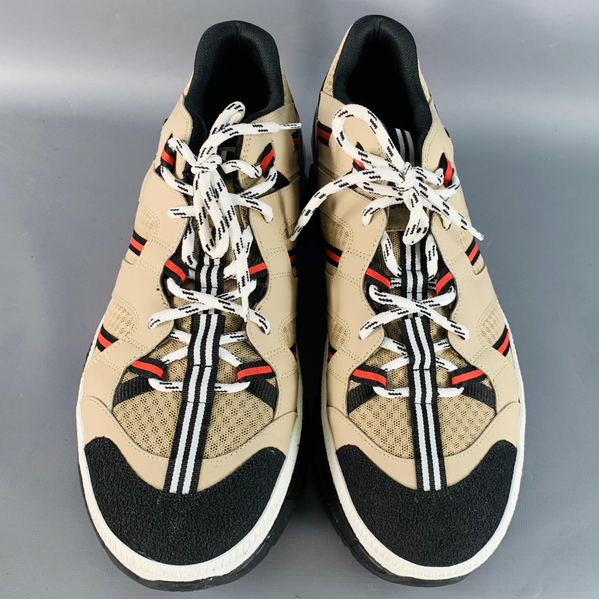 Burberry by RICARDO TISCI Taglia 12 Tan Black Red Stripe Mesh Sneakers Basse in vendita 1