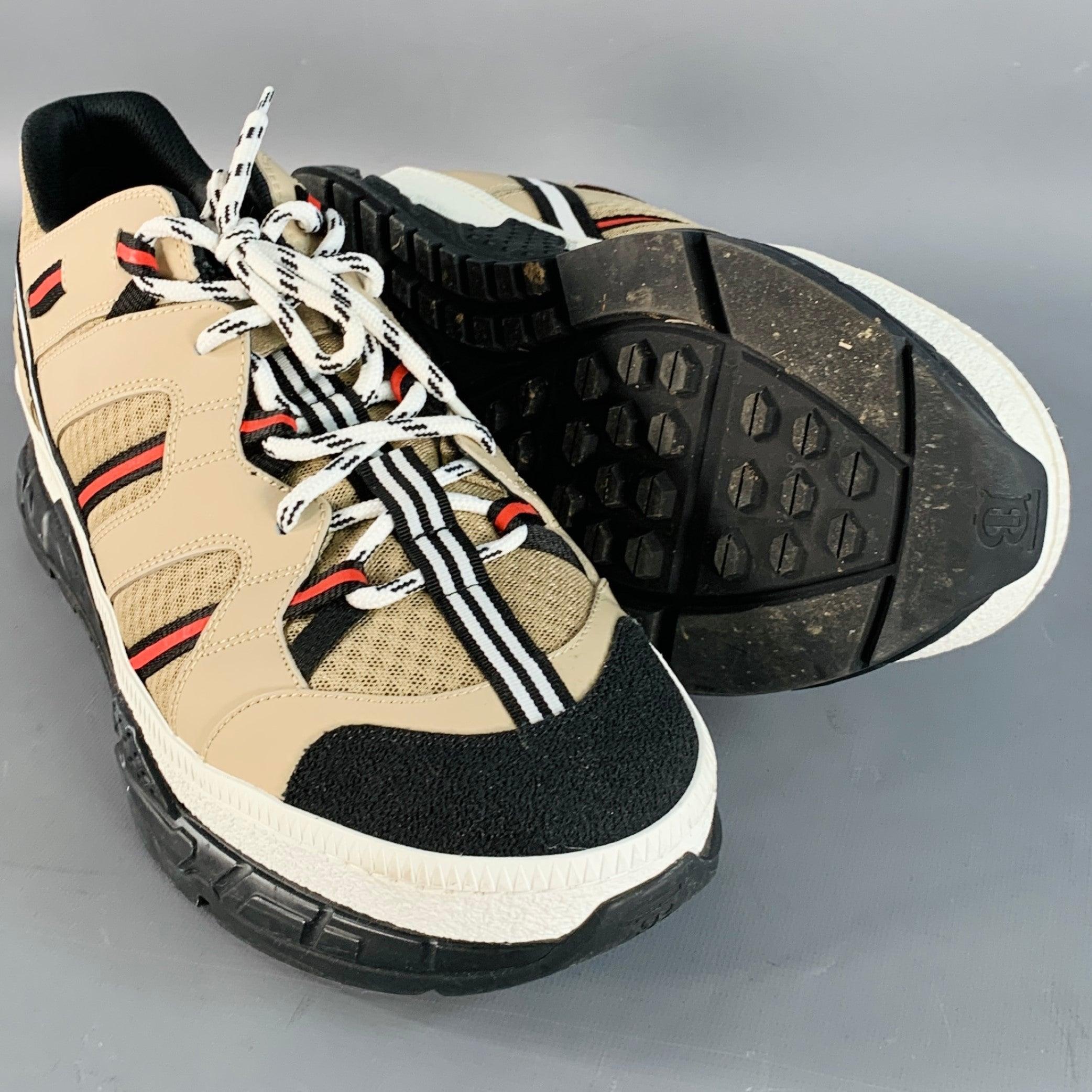 Burberry by RICARDO TISCI Taglia 12 Tan Black Red Stripe Mesh Sneakers Basse in vendita 2