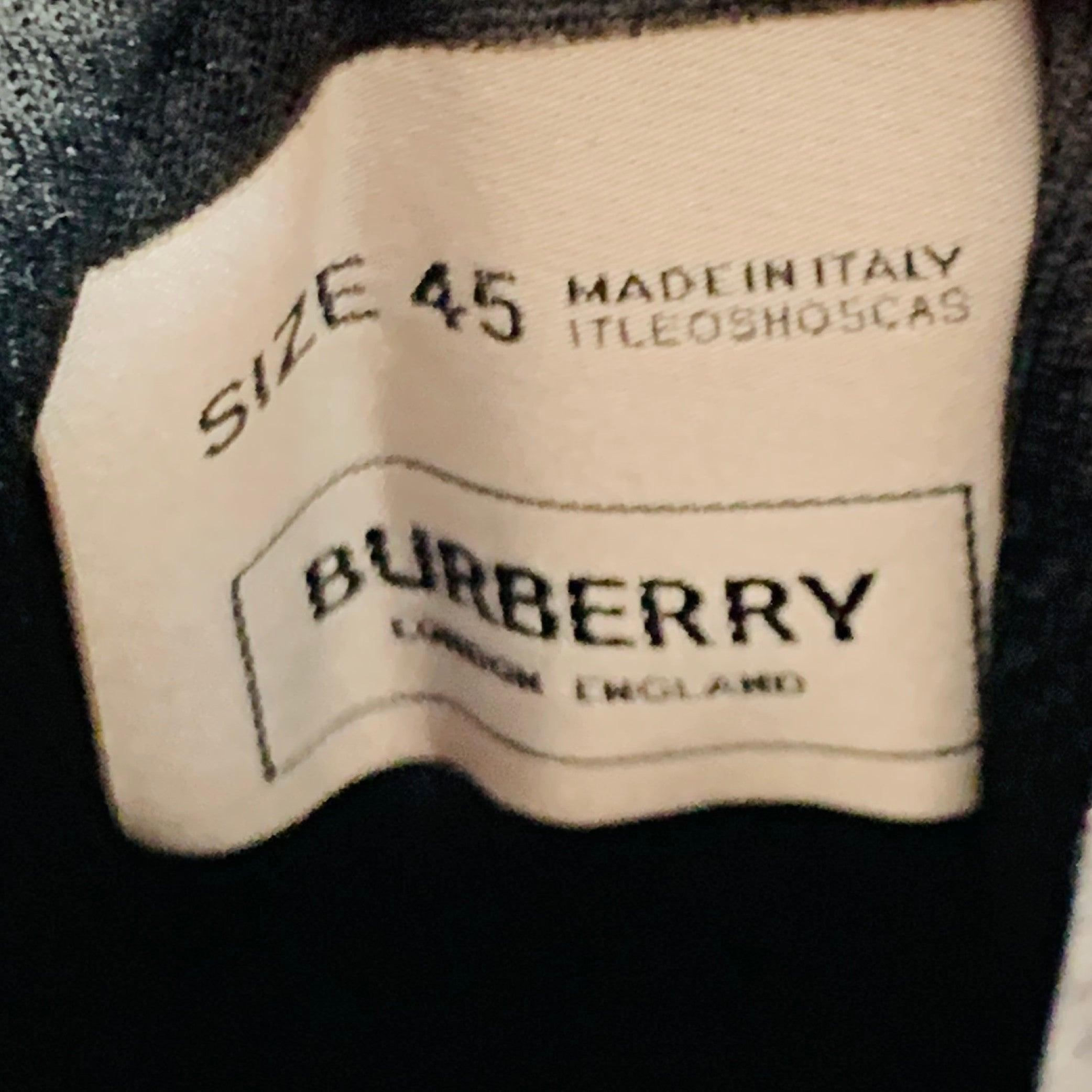 Burberry by RICARDO TISCI Taglia 12 Tan Black Red Stripe Mesh Sneakers Basse in vendita 5