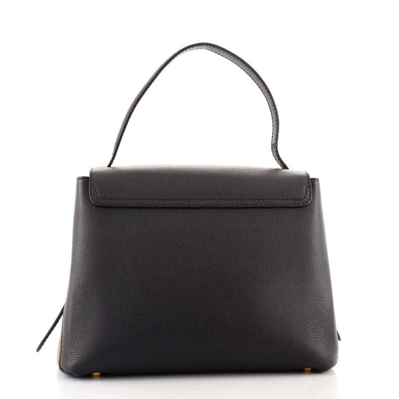 Burberry Camberley Top Handle Bag Leder Medium im Zustand „Gut“ in NY, NY